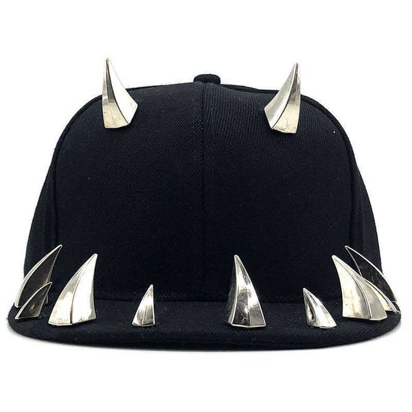 Gorras de béisbol Adulto Hip Hop Bull Punk Rock Full Spike Studs Remaches Snapback Caps Hombres Boy Cool Flat Peaked Ajustable Sombreros de béisbol R230220 R230220