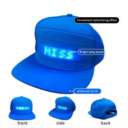 Ball Caps APP-bediening LED-berichthoed Aangepaste scrollende tekstpatroonanimatie LED-hoed Oplichtende Baceball-pet Programmeerbare feesthoed voor evenementen 231016