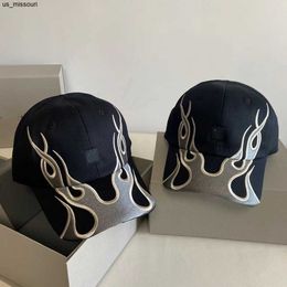 Gorras de béisbol Gorra de béisbol de diseñador clásico Gorra de llama bordada Gorra de béisbol de moda para hombres y mujeres Gorra de ala curva J230520