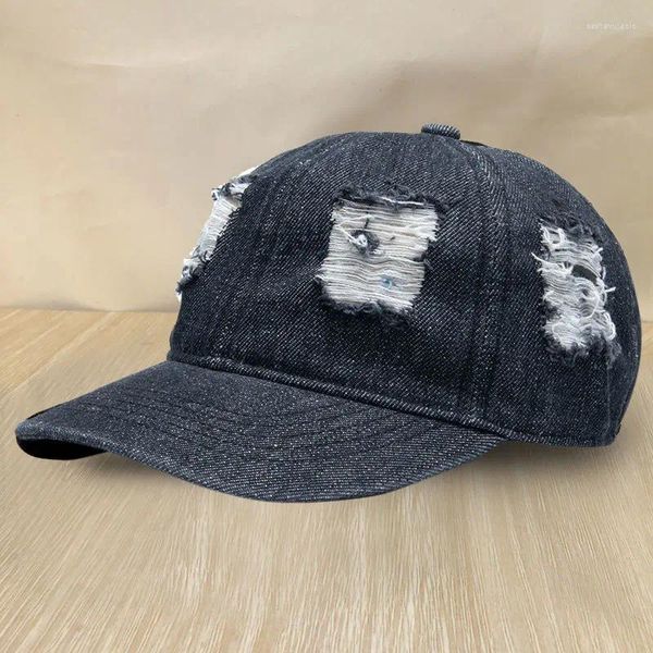 Gorras de bola Agujeros de mezclilla Sombrero vintage para hombres Gorra de béisbol de borde plano Ocio Protector solar al aire libre Casquette Homme Marque Luxe 2 colores