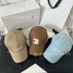 Gorras de bola Diseñador CE Carta familiar Arco triunfal Etiqueta grande Lengua de pato Sombrero Moda Tendencia Pieza Versátil para hombres y mujeres QKHR