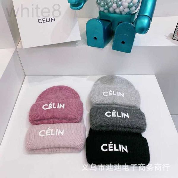 Bonnet tricoté en poil de lapin version coréenne du designer Ball Caps, nouvelles lettres pour l'automne et l'hiver, chaleur de la maison en laine c, mode maître couple, chapeau froid LHC9