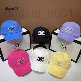 Baquet chapeau boules Caps Designer Lettre C Baseball Cap femelle Feme Arone Show Tongue de canard Male Spring et Summer Sun Sun Tide Ekwy