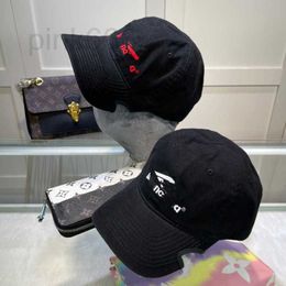 Casquettes de baseball Designer nouvelle casquette de baseball en coton à bord manquant, polyvalente pour hommes et femmes couples XVKN