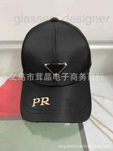 Ball Caps Designer printemps / été 23 Nouveau chapeau Triangle inversé pour femmes Baseball Cap Star Style Hhyw