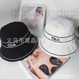 Ball Caps Designer Xiaoxiangfeng Autumn en Winter Minimalistische Bowl Hat Fashion Sunshade Dames geborduurde visser SFVF
