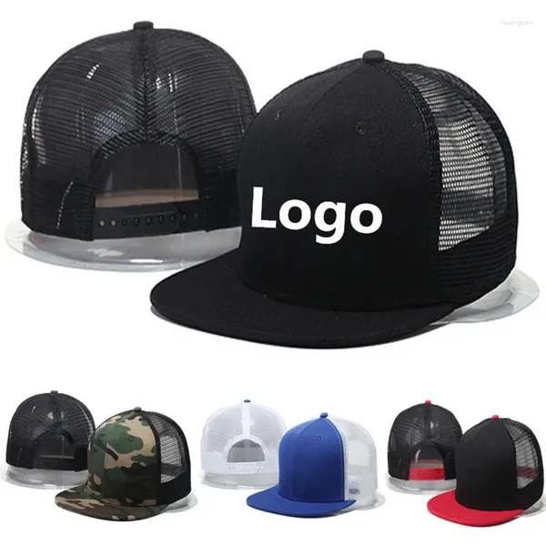 Bola de bolas Flat Bill Trucker Hat Mesh Sports Sports Diseño Hollow Out Design Adultos Mujeres Hip Hop Dance con logotipo personalizado