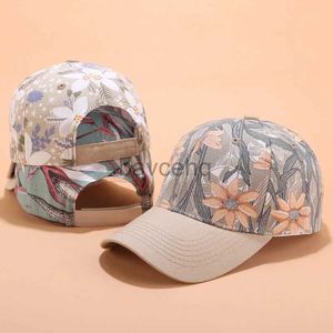 Ball Caps Flower broderie Femmes Snapback Cap printemps d'été Mode Femelle Baseball Hat ajusté Girls extérieurs Soleil Gorras Hombre D240507