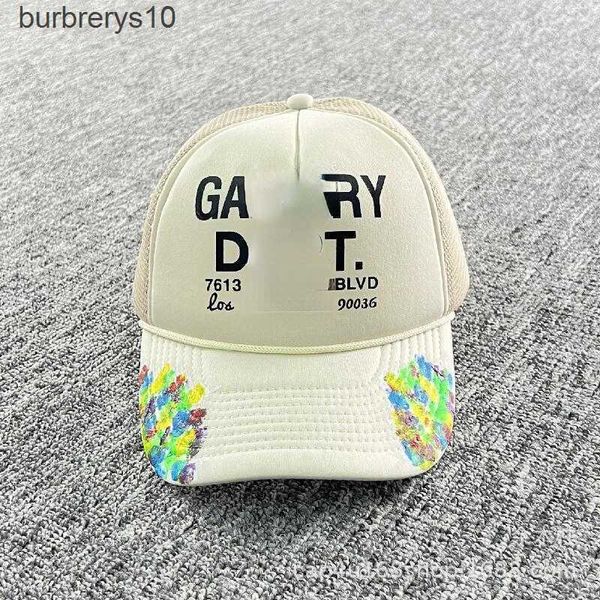 Casquettes de baseball GP Tendances de la rue peintes à la main Go with Everything Graffiti Mesh Trucker Caps Casual Alphabet Baseball Caps Summer galleryes dept