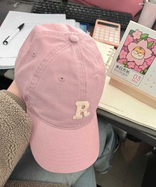 Casquettes de baseball Haute qualité blanc Rose casquette de Baseball femme coréenne Rose poudre casquette petit visage Streetwear broderie lettre R chapeau panier Homme Q231009