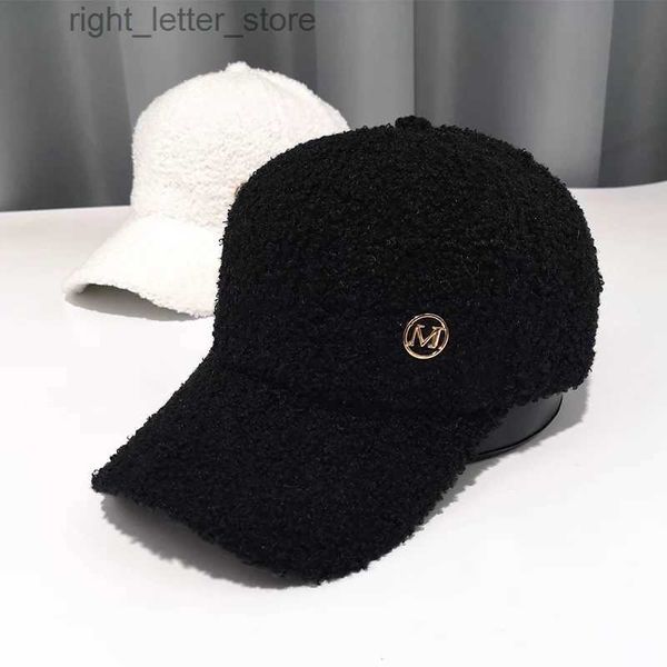 Casquettes de baseball Casquettes chaudes en laine d'agneau imitation pour hommes et femmes Automne et hiver All-match Trendy Brand New Baseball Cap Korean Ladies Hats YQ231214