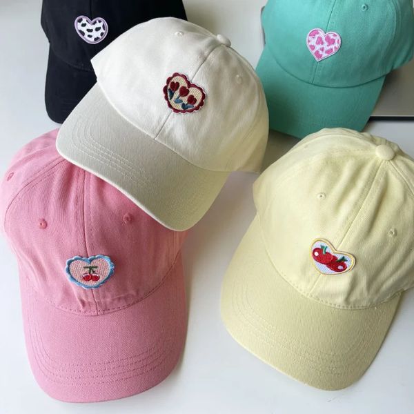 Casquettes de baseball Coréen Ins brodé fruits casquettes de baseball pour Womem y2k mignon amour cerise soleil chapeaux fille en plein air décontracté casquette souple chapeau 231025