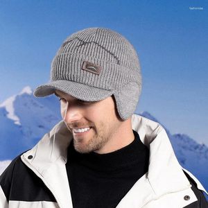 Casquettes de balle hommes hiver tricoté chapeau en plein air cyclisme Protection des oreilles chaleur casquette à pointe décontracté mode Sunhat Bomber chapeaux