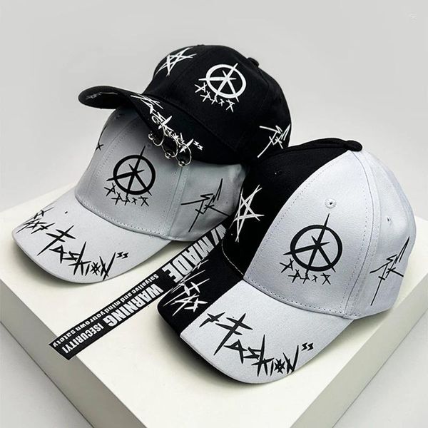 Gorras de bola Hombres Mujeres Hip Hop Letra personal Sombreros de béisbol Moda transpirable Sombrilla Versátil Bloque de color Anillo de hierro Cinta Graffiti Ins