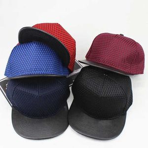 Ball Caps Men Women Honeycomb Mesh Punk Hip Hop Street Dance Verstelbare Sun Hat Sport Sunshade Zonnebrand Lederen Brim Basball Cap W72