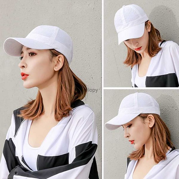 Capes à billes Capes pour hommes Mesh Breathable Sun Hat Solid Alivable Summer Baseball CAP UNISE COUPLES CHAPLET