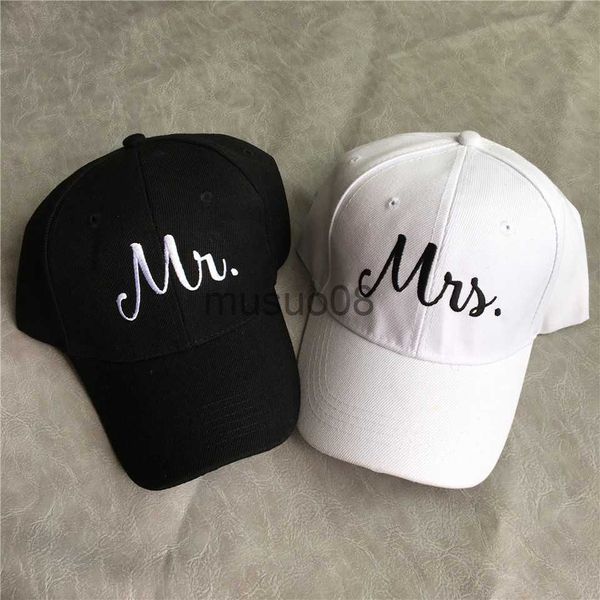 Casquettes de baseball M. Mme Lettre Broderie Casquette de Baseball Lavé Doux Coton Snapback Chapeaux Hommes Femmes Couple Gifits Réglable Gorras Livraison Gratuite J230608