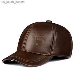 Gorras de béisbol Nuevo 2023 Primavera / Invierno Hombre Gorras de béisbol de cuero genuino Hombre Casual Cinturón de cuero de vaca Cálido 56-60 Sombreros de vuelo Sprot ajustables L230523