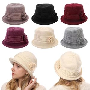 Casquettes de boule chaud résistant au froid maman chapeaux cheveux d'âge moyen en peluche tricot laine chapeau bassin casquette tricoté