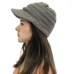 Casquettes de boule hiver bonnets décontractés mode couture en plein air tricot bonnet solide Crochet en peluche chapeaux femmes