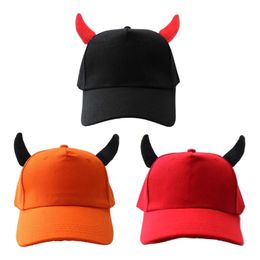 Bal Caps Vrouwen Mannen Nieuwigheid Grappige Duivel Ox Hoorn Honkbal Effen Kleur Outdoor Zonnebrandcrème Halloween Holiday Party Verstelbare Hoed 230628