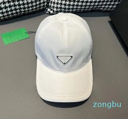 Gorras de bola Gorra de béisbol para mujer Tendencia Sombrero al aire libre para hombres Sol Ajustable Moda Lujo Diseño de logotipo de puntada informal