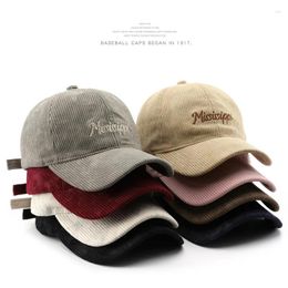 Ball Caps Dames Herfst/Winter Vintage Softtop Corduroy Letter Geborduurde Baseball Cap Snapback Hoed Buiten Winddicht Warm