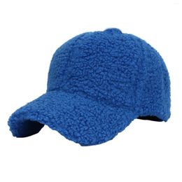 Ball Caps valent des chapeaux pour les hommes fausses d'agneau de baseball en laine de baseball femmes