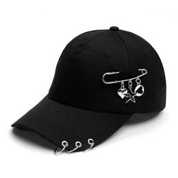 Ball Caps Y2k Hoeden Creatieve Piercing Ring Baseball Cap Punk Hip Hop Caps Katoen Volwassen Casual Effen Verstelbare Unisex Caps Dames Kpop Hoeden YQ240117