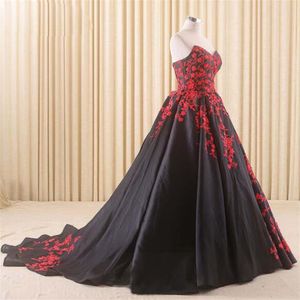Kogel jurk gotische zwarte trouwjurken lieverd mouwloze rode kanten appliques korset terug vintage bruidsjurken247v