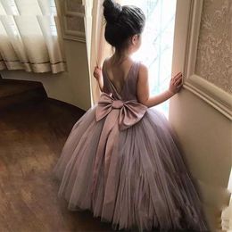 Robe de bal gonflée douce jupe en tulle robes de fille de fleur pour les mariages enfants filles robe de concours arc ruban longueur de plancher robes de fête de communion