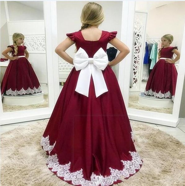 Robe de bal Satin Fleur Filles Robes Col Carré Dentelle Appliques Petites Filles Sainte Communion Robe Puffy Longue Infantile Robes De Bal