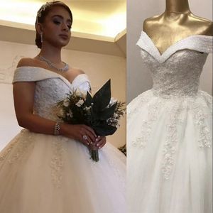 Kogel jurk bruiloftjurken uit schouder illusie Arabia kanten appliques kristal kralen plus size tule bruids feestjurken robe de huwelijk korset terug 403