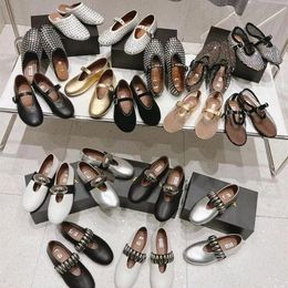 Ballerine Sandales de créateurs à plat décontractés Round Toe Righestone Boat Chaussures en cuir authentique parsemé Mary Jane Shoes Slippers