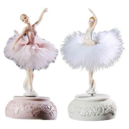 Ballerine Boîte à musique Ballet Fille Boîte à musique rotative Jupe en plumes Ballerine Boîte à musique rotative Figurine Décor à la maison Y211229258v