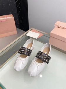 Ballet Flat Gear en cuir authentique Designer Chaussures décontractées pour femmes