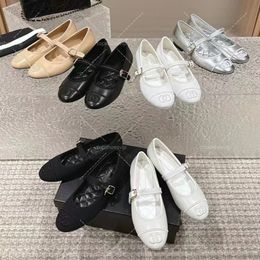 Ballet Flats Diseñador de mocasines para mujer Chanells Fashion Famosa lujo de lujo Jane Zapatos 2024 zapatos de diseñador de primavera y verano Suela de cuero genuino EU35-42