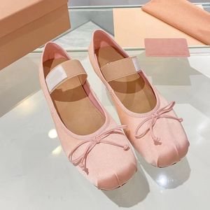 ballet flats desinger schoen satijnen ballerina's mary jane pumps plat met strik slip op zwart bruin rood roze wit mary janes schoenen loafers ballerina pomp voor meisjes dames