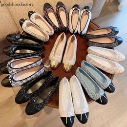 Ballet Flats Robe Designer Ballet Chaussure Printemps Automne En Peau De Mouton Arc Noir Plat Bateau Canal Chaussures Lady Cuir Paresseux Danse Mocassins Femmes 2024