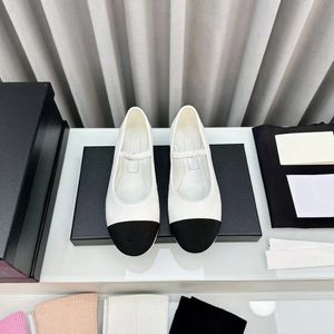 Ballet Flats Véritage en cuir Paris Brand de luxe matelassé Vérine Classic Cuir Ballerine Ronde Toe Dames Dames Chaussures Designer Heels Femme Chauffes Locs Sandales