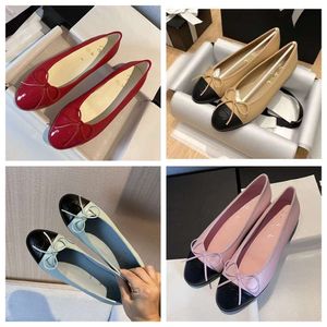 ballet flats shoes Paris Chaussures de créateurs de luxe Noir Rose Femmes 2C Chaneles Chaussures de marque Chaussures de ballet en cuir matelassé Bout rond Chaussure habillée en cuir formelle pour femme