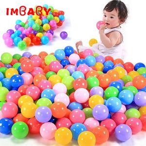 Ballon 100/200 Pcs 5.5 Cm Ballen Zwembad Ballen Zacht Plastic Oceaan Bal Voor Kinderbox Kleurrijke Zachte Stress lucht Jongleren Ballen Zintuiglijke Baby Speelgoed 230613