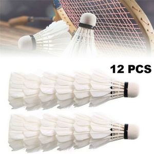 Bolas 1 3 6 12 piezas Herramientas deportivas de pelota de alta calidad Cabeza de espuma duradera Textura suave Raqueta de bádminton Pluma de ganso 230829