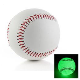 Ballen 1pc 9inch Noctilucent Baseball Glow In The Dark Officiële Maat 7.2cm Lichtgevende Bal Geschenken Voor Pitching Gooien Fielding 230613