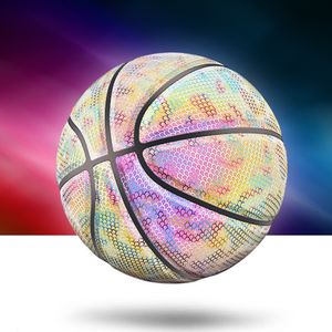 Ballen Kleurrijke Holografische Reflecterende Basketbalbal PU-leer Nachtspel Straatspel Gloeiend Basketbal Sport Lichtgevend Basketbal 230717