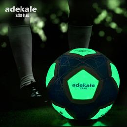 Ballons ballon de football Fluorescent Standard adulte n° 5 enfant taille 4 brille dans les endroits sombres après avoir absorbé la lumière Football 231115