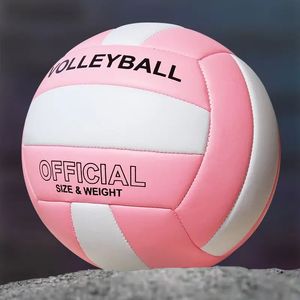 Balles Taille standard 5 Volleyball PVC résistant à l'usure anti-déflagrant jeu d'entraînement balle haute machine rebondissante couture plage 231204