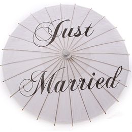 Bamboe 20.5 '' Just getrouwd bruiloft paraplu parasol papier Mrs Wedding Bridal gunst parasol volwassen grootte
