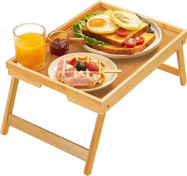 Table de plateau de lit en bambou avec pieds pliables, plateau de petit déjeuner pour canapé, lit, manger, travailler, utilisé comme plateau de collation de bureau d'ordinateur portable