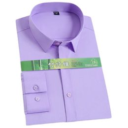 Chemise pour hommes en fibre de bambou à manches longues extensible soins gratuits confort doux affaires professionnel chemises habillées blanches formelles pour hommes 8XL 240126
